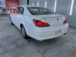 تويوتا أفالون